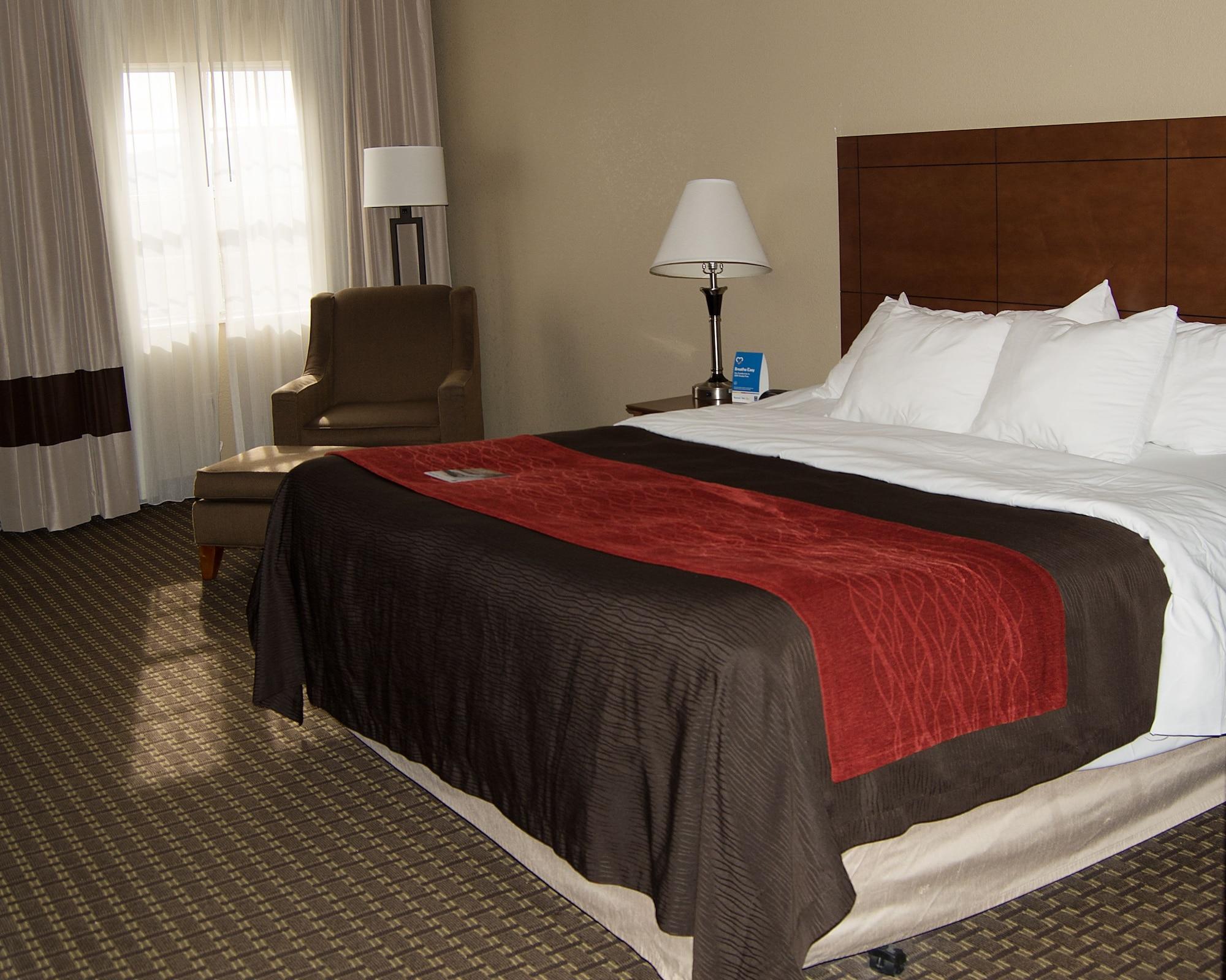 Comfort Inn & Suites Raphine - Lexington Near I-81 And I-64 Εξωτερικό φωτογραφία