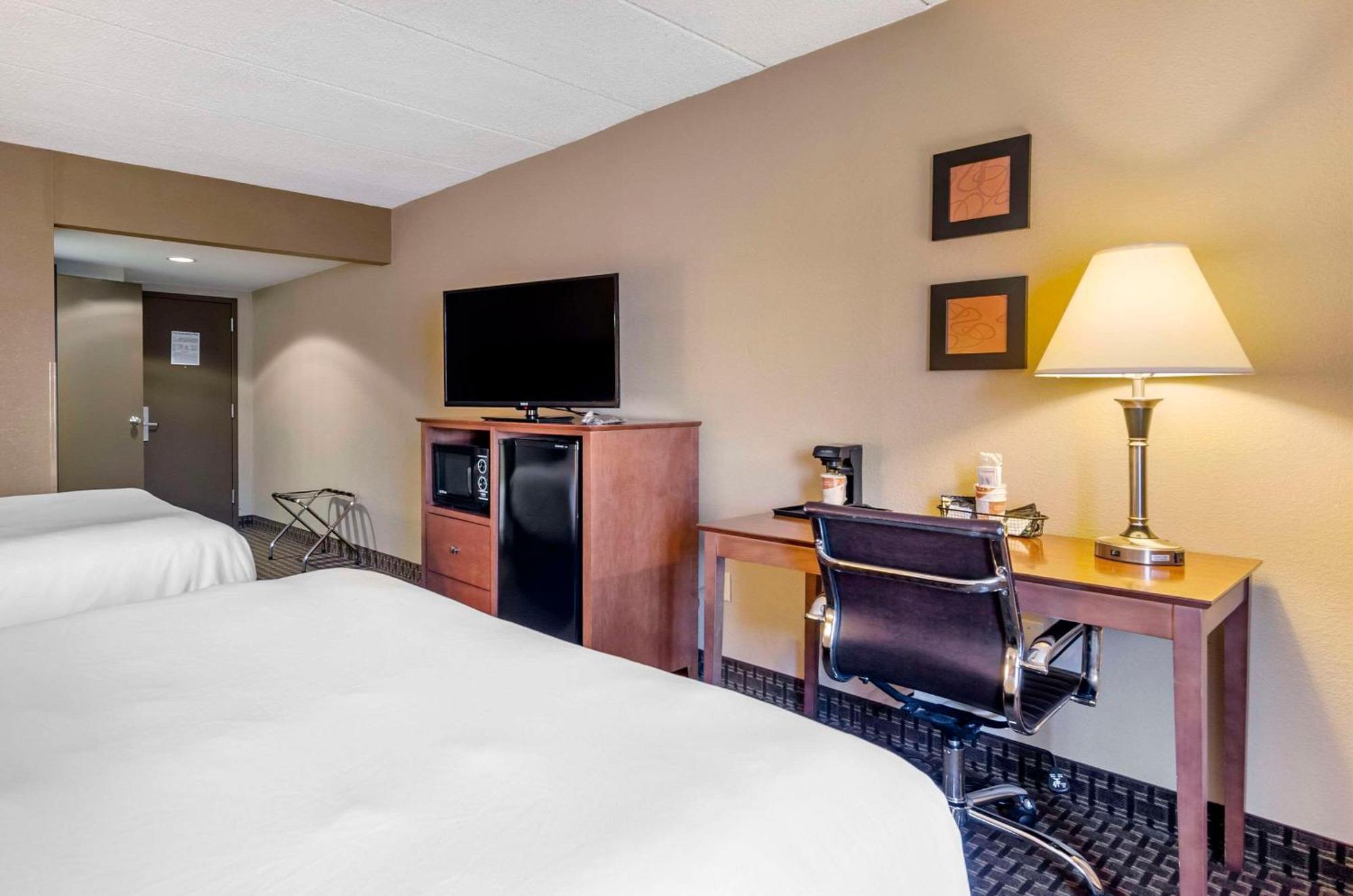 Comfort Inn & Suites Raphine - Lexington Near I-81 And I-64 Εξωτερικό φωτογραφία