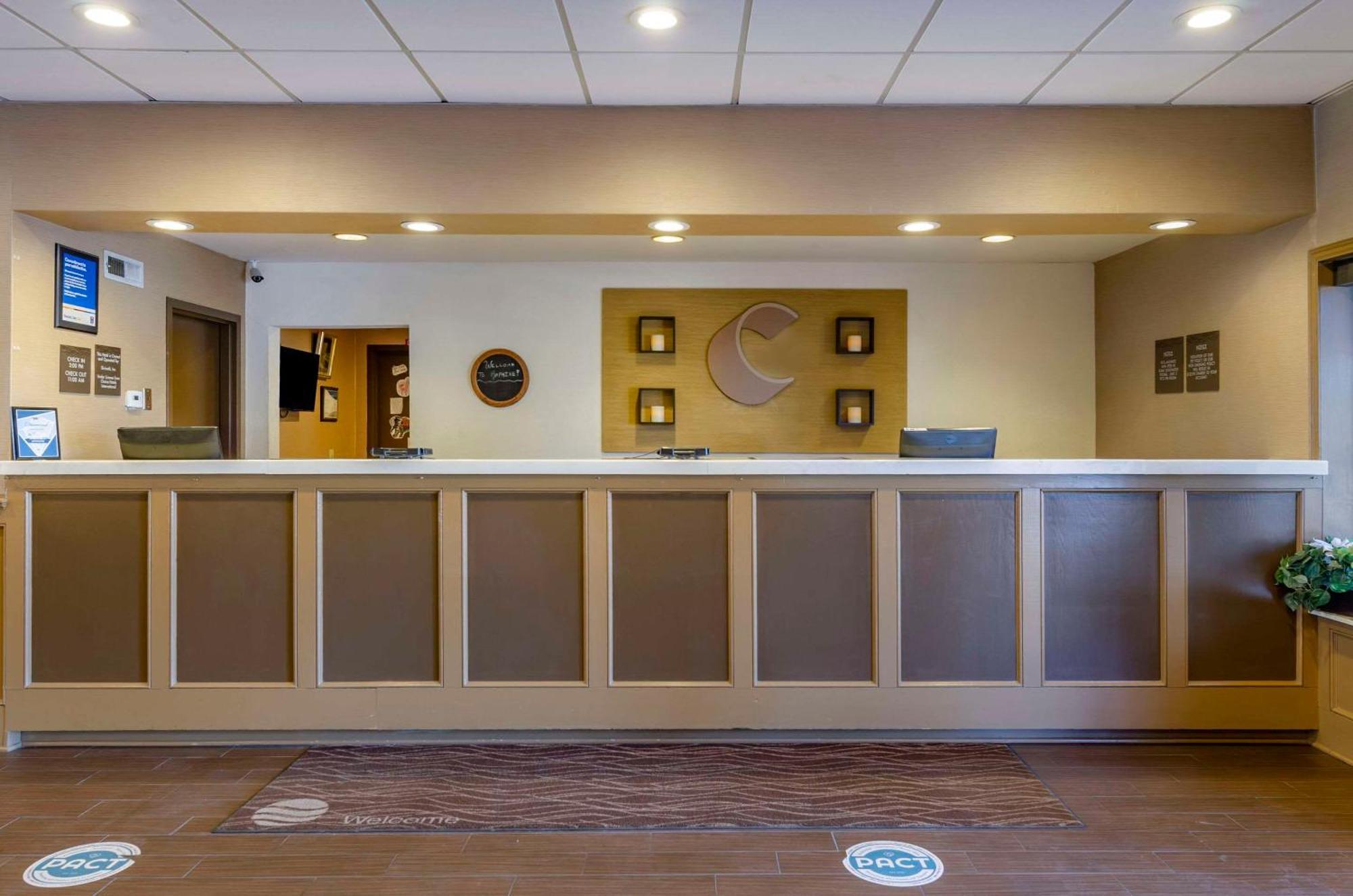 Comfort Inn & Suites Raphine - Lexington Near I-81 And I-64 Εξωτερικό φωτογραφία